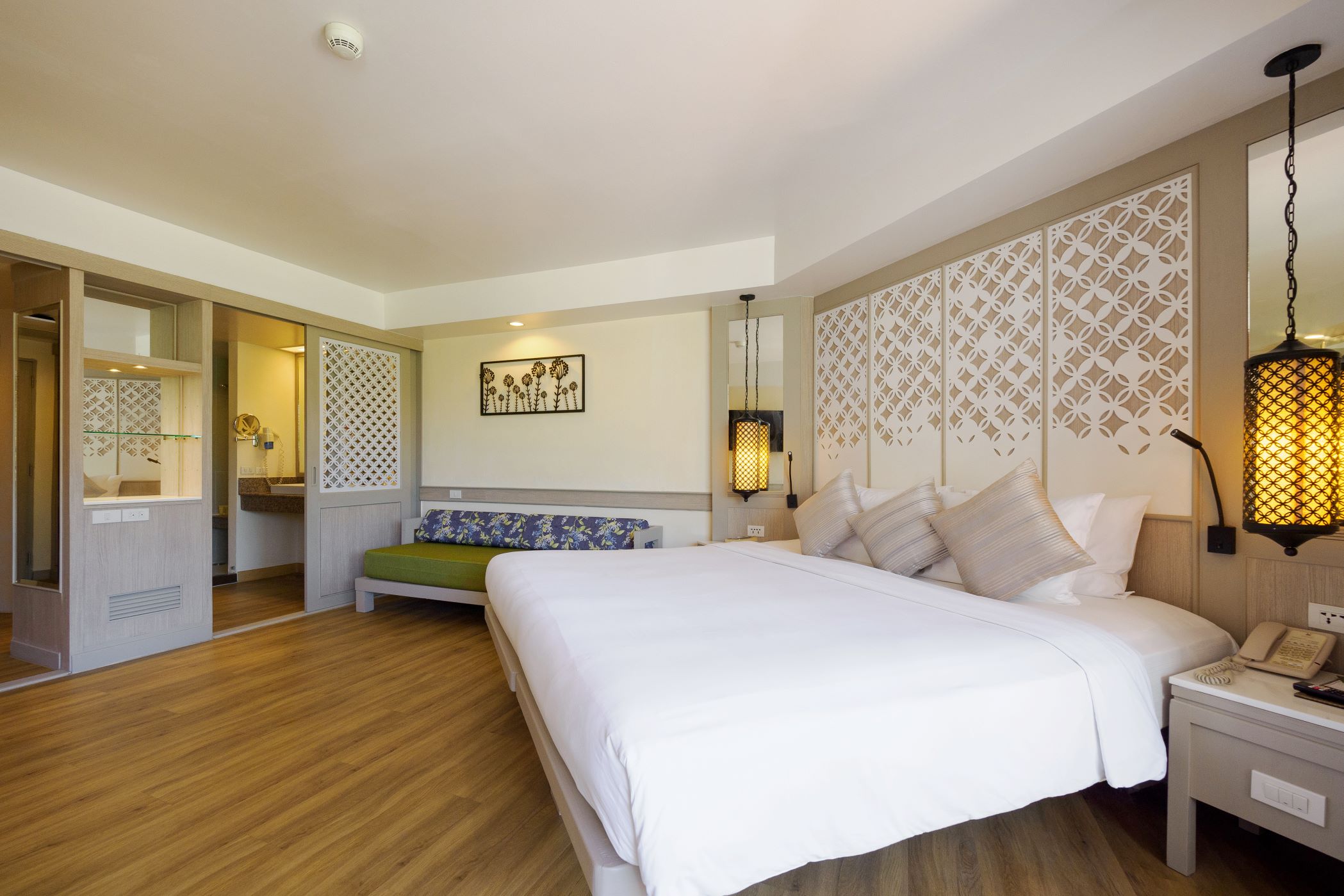 Deluxe Room | Katathani Phuket Beach Resort