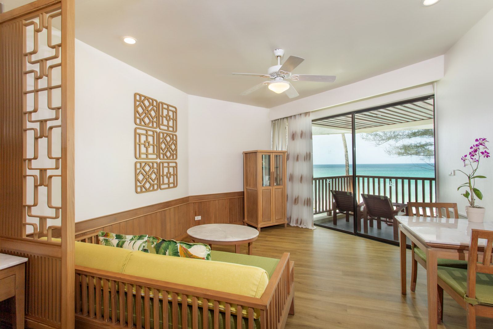 Junior Suite Oceanfront | Katathani Phuket Beach Resort